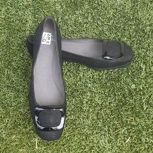 Never Worn - Gorgeous Stuart Weisman Black Flats!!